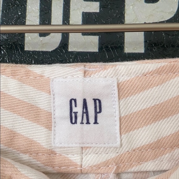 Gap High Waisted Blush Shorts NWOT - Picture 5 of 6